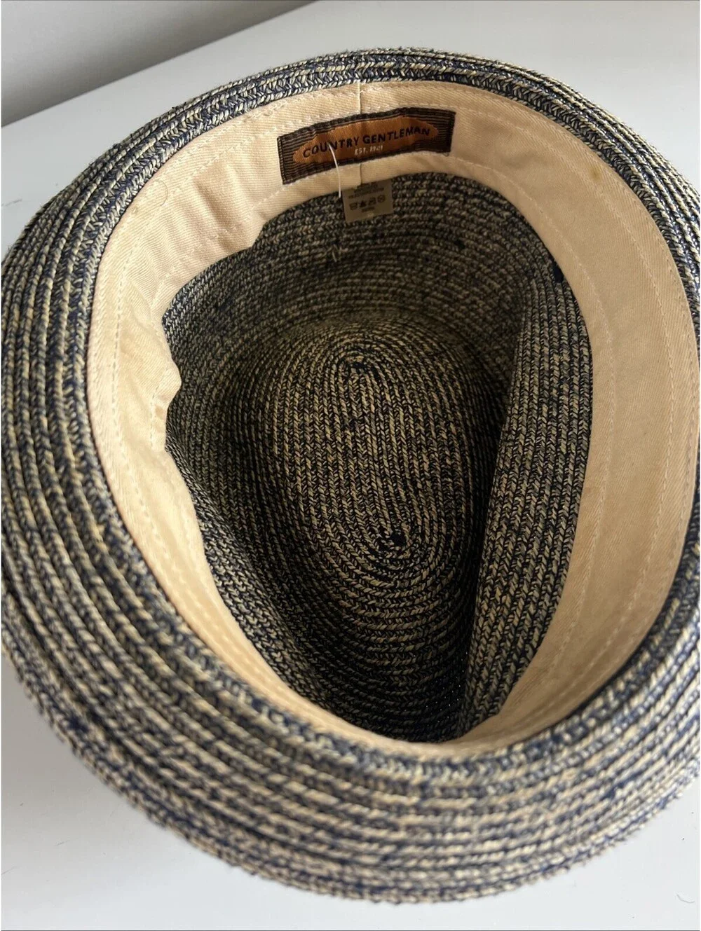 Country Gentleman mens hat Blue and white Classic look